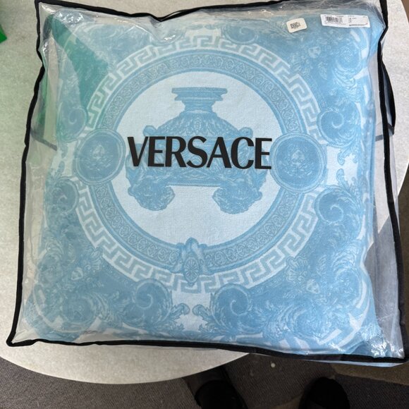 Versace Medusa Print Wool/Cashmere Pillow Cushion, large, New Made in Italy - Picture 5 of 13